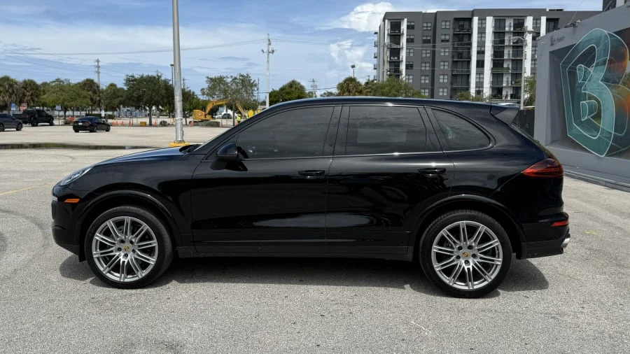 2018 Porsche 958 Cayenne - Image 10 of 31