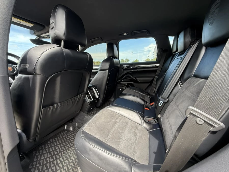 2018 Porsche 958 Cayenne - Image 28 of 31