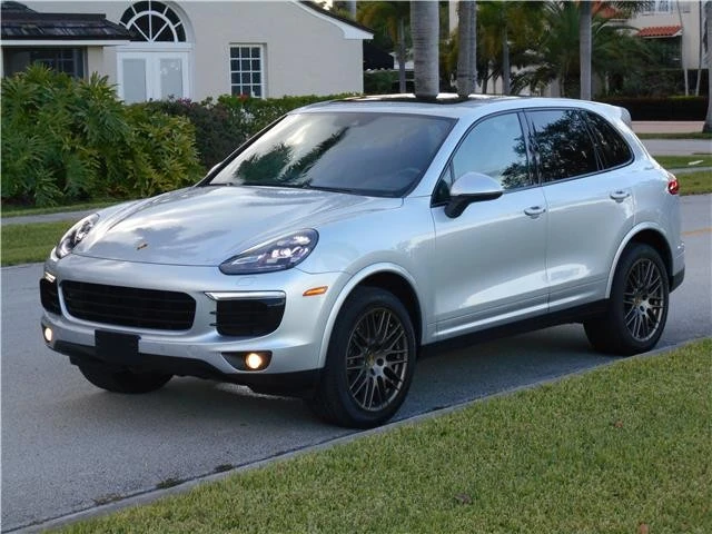 2018 Porsche 958 Cayenne - Image 6 of 12