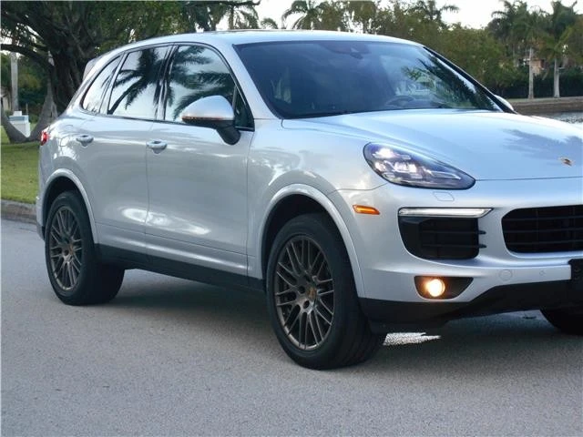 2018 Porsche 958 Cayenne - Image 3 of 12