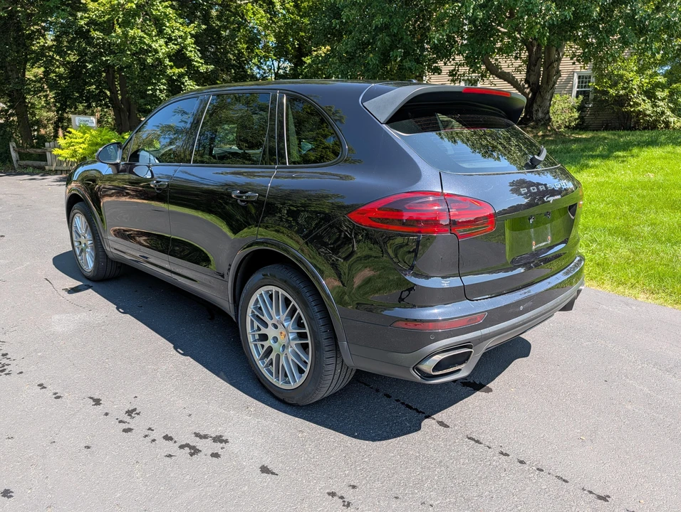 2018 Porsche 958 Cayenne - Image 9 of 31
