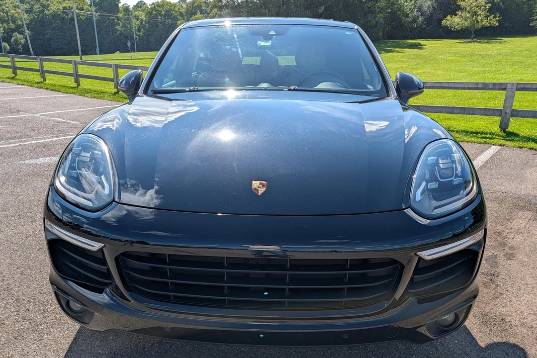 2018 Porsche 958 Cayenne - Image 2 of 31