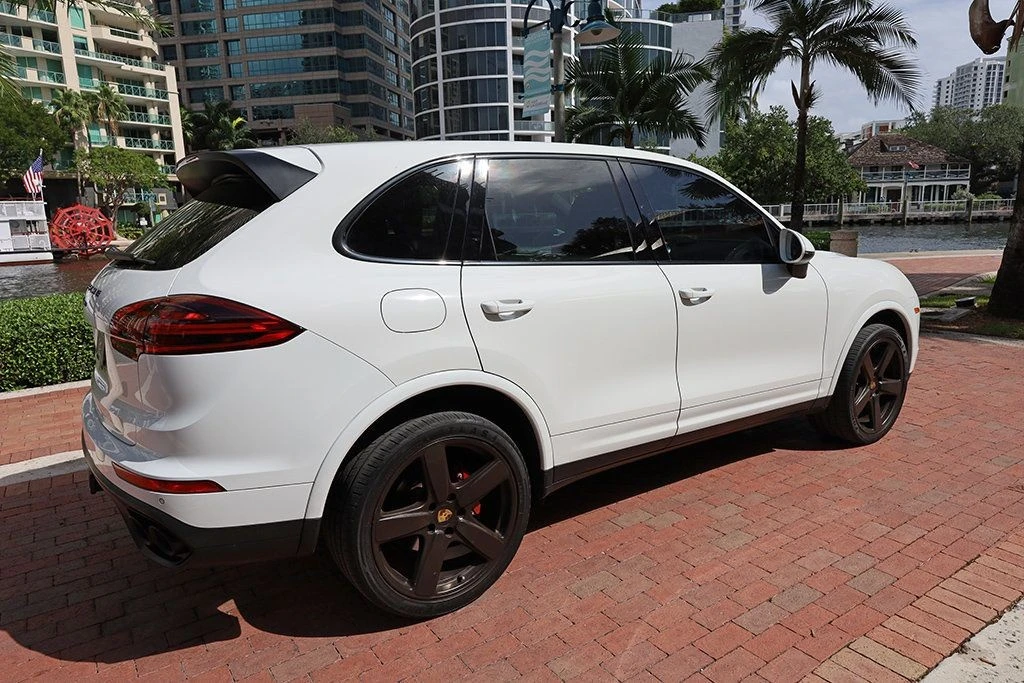 2018 Porsche 958 Cayenne - Image 18 of 31