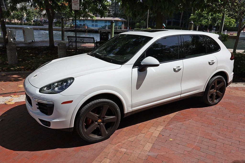2018 Porsche 958 Cayenne - Image 24 of 31