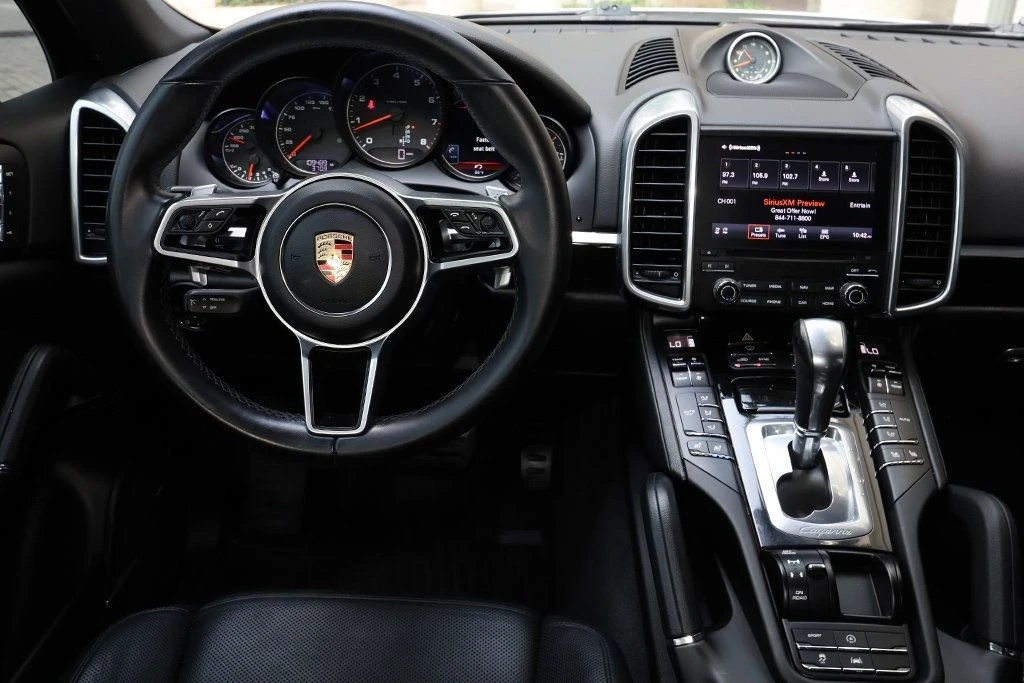 2018 Porsche 958 Cayenne - Image 9 of 21