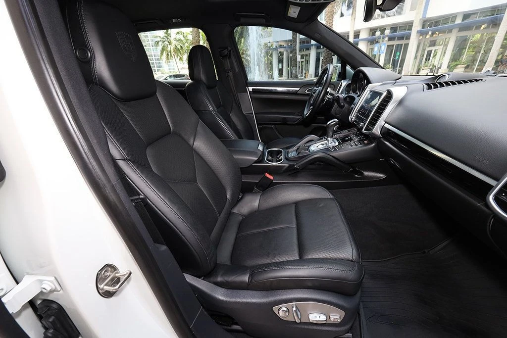 2018 Porsche 958 Cayenne - Image 27 of 31
