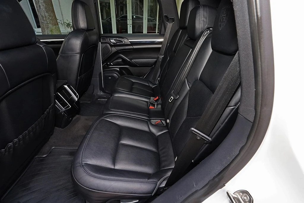 2018 Porsche 958 Cayenne - Image 28 of 31