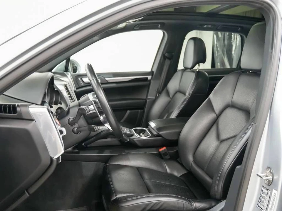 2018 Porsche 958 Cayenne - Image 5 of 5