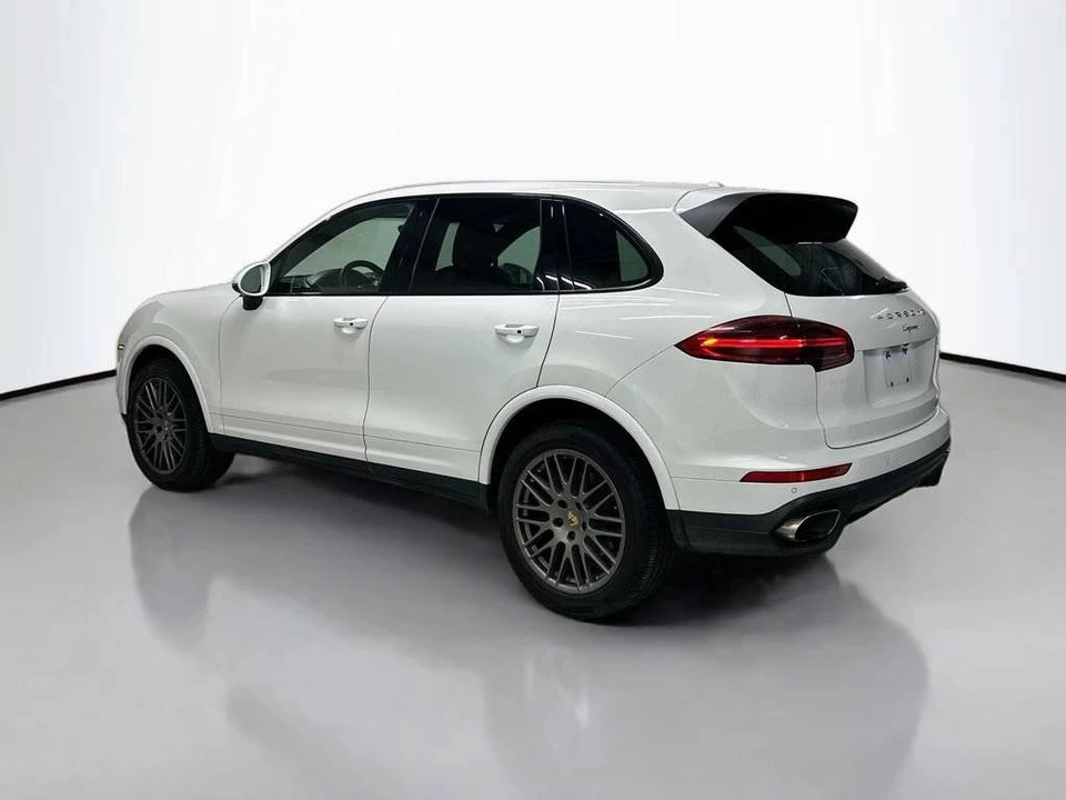 2018 Porsche 958 Cayenne - Image 3 of 4
