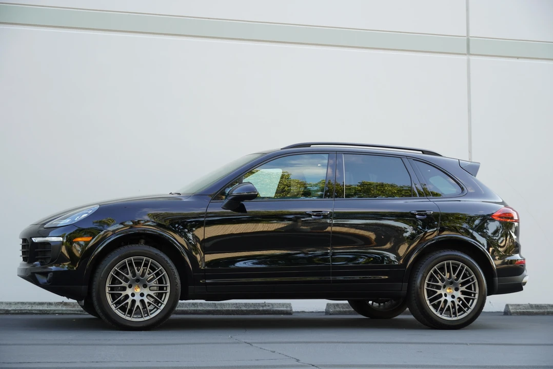2018 Porsche 958 Cayenne - Image 12 of 31
