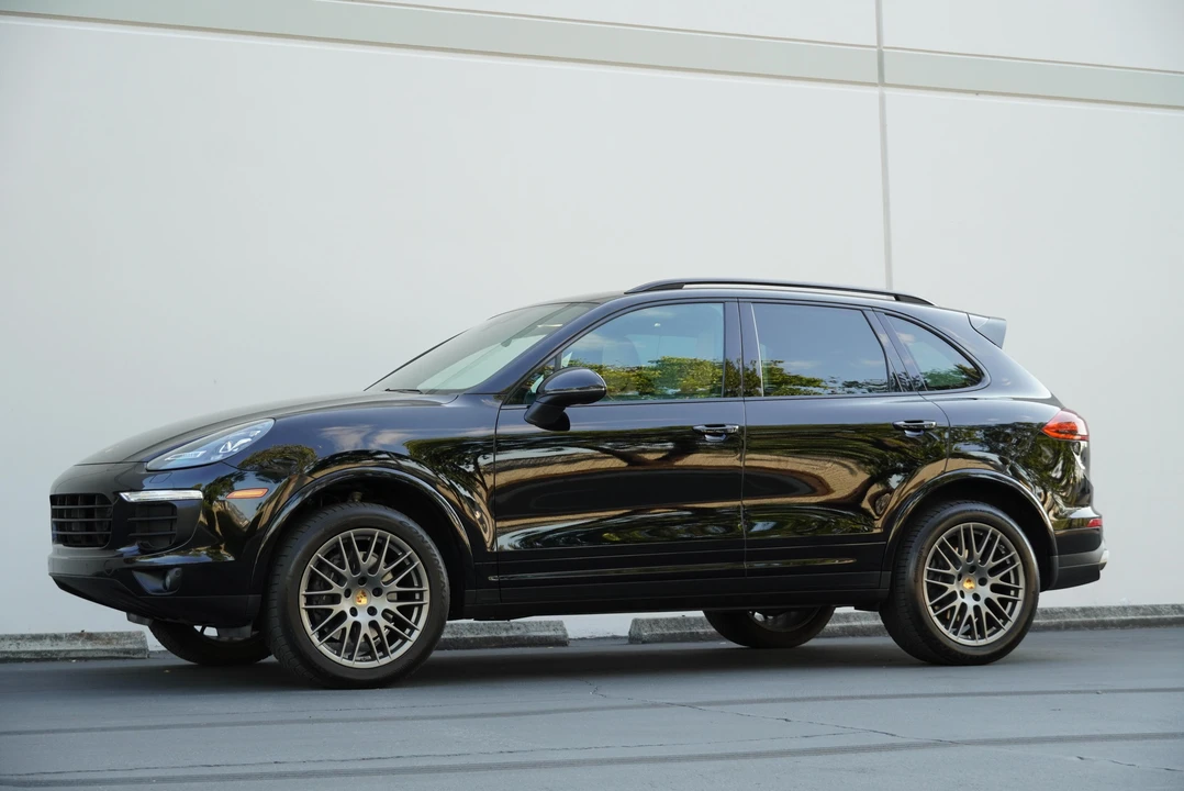 2018 Porsche 958 Cayenne - Image 11 of 31