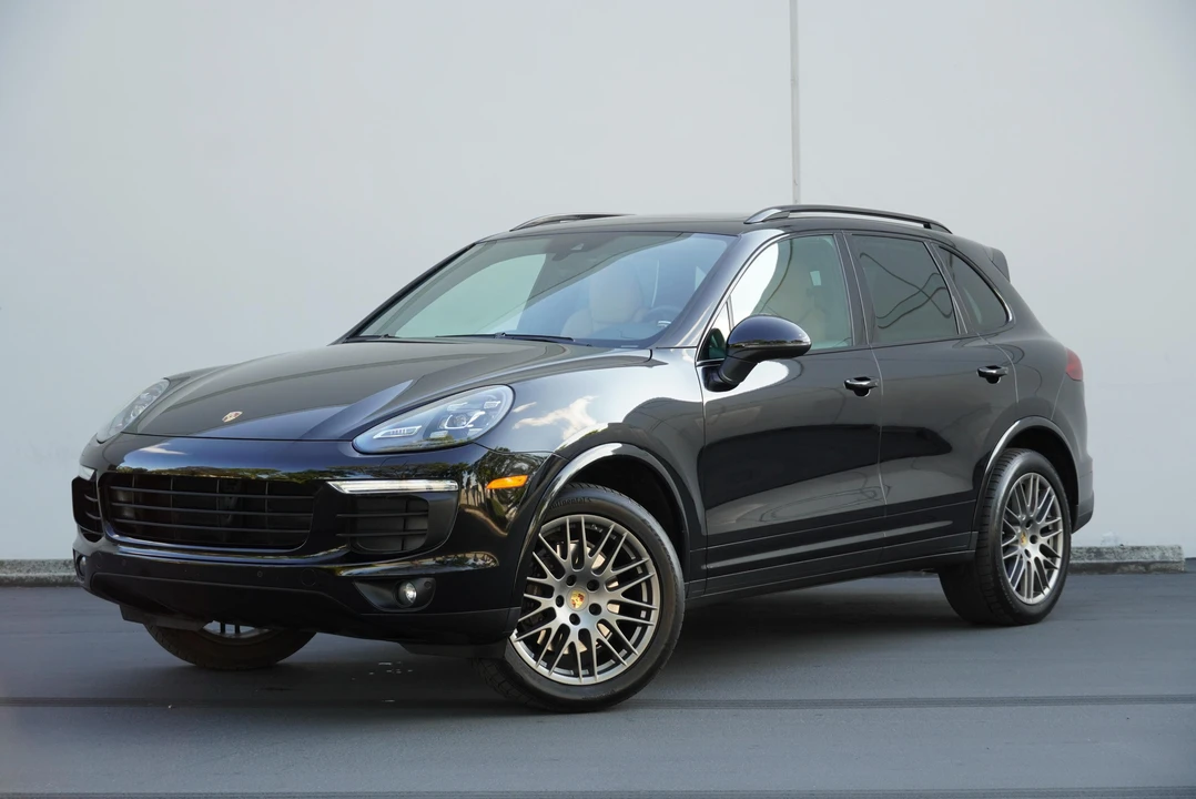 2018 Porsche 958 Cayenne - Image 8 of 31