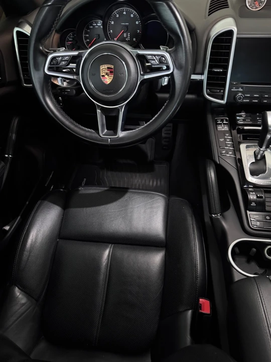 2018 Porsche 958 Cayenne - Image 20 of 26