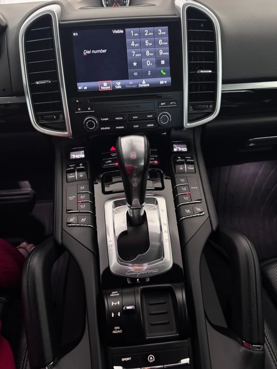 2018 Porsche 958 Cayenne - Image 10 of 26