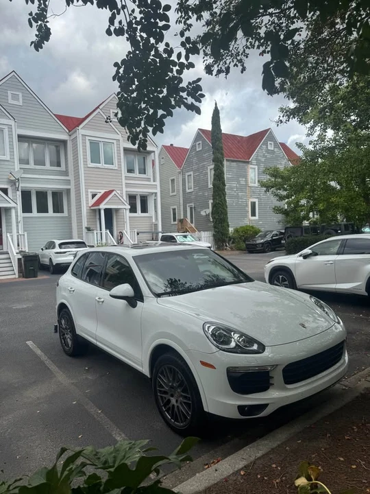 2018 Porsche 958 Cayenne - Image 3 of 17