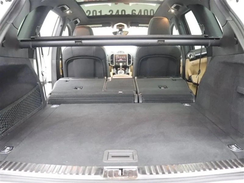 2018 Porsche 958 Cayenne - Image 8 of 12