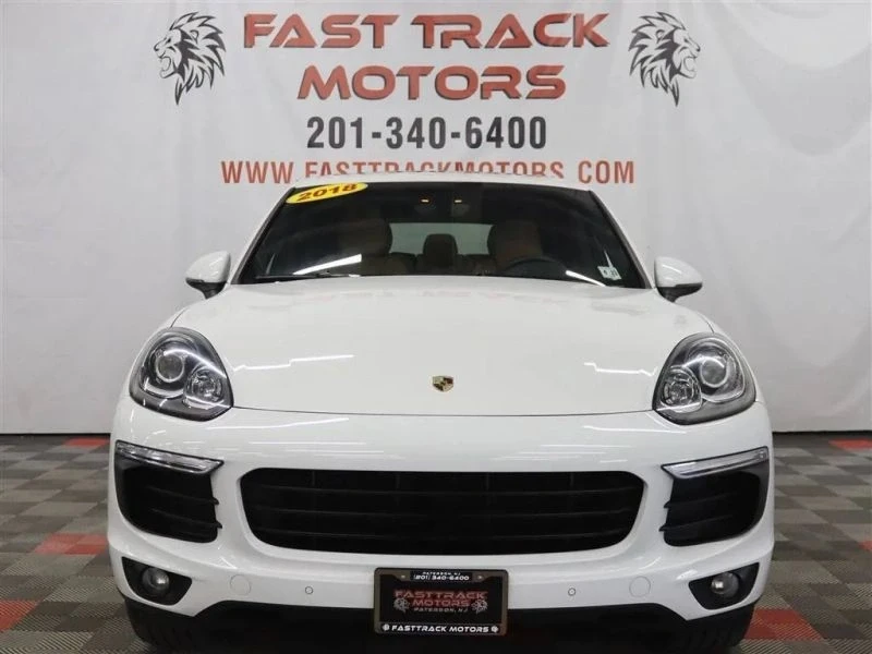 2018 Porsche 958 Cayenne - Image 2 of 12