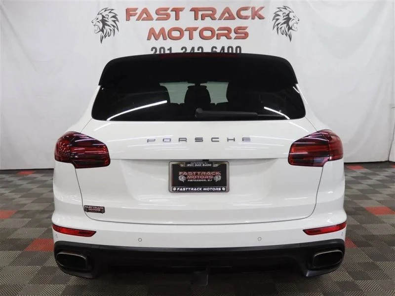 2018 Porsche 958 Cayenne - Image 5 of 12
