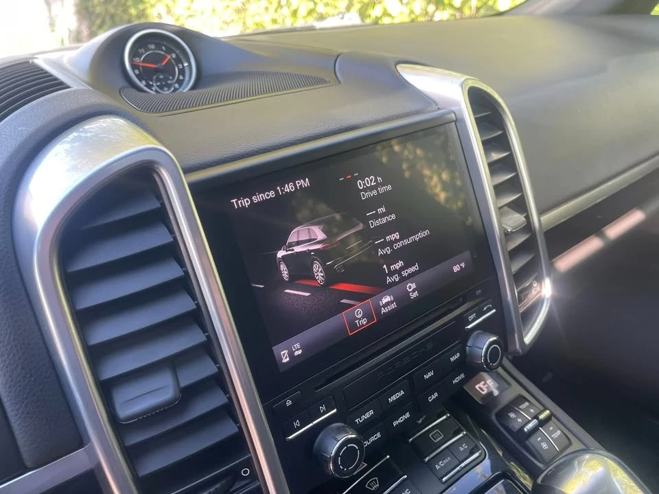 2018 Porsche 958 Cayenne - Image 9 of 12