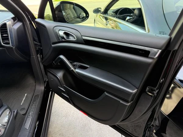 2018 Porsche 958 Cayenne S - Image 19 of 21