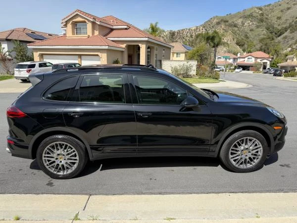 2018 Porsche 958 Cayenne S - Image 5 of 21