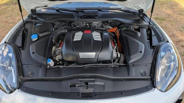 2018 Porsche 958 Cayenne S - Image 14 of 15