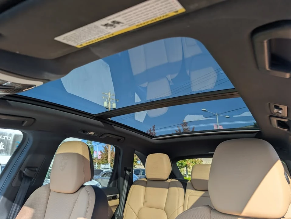 2018 Porsche Cayenne - Image 18 of 20