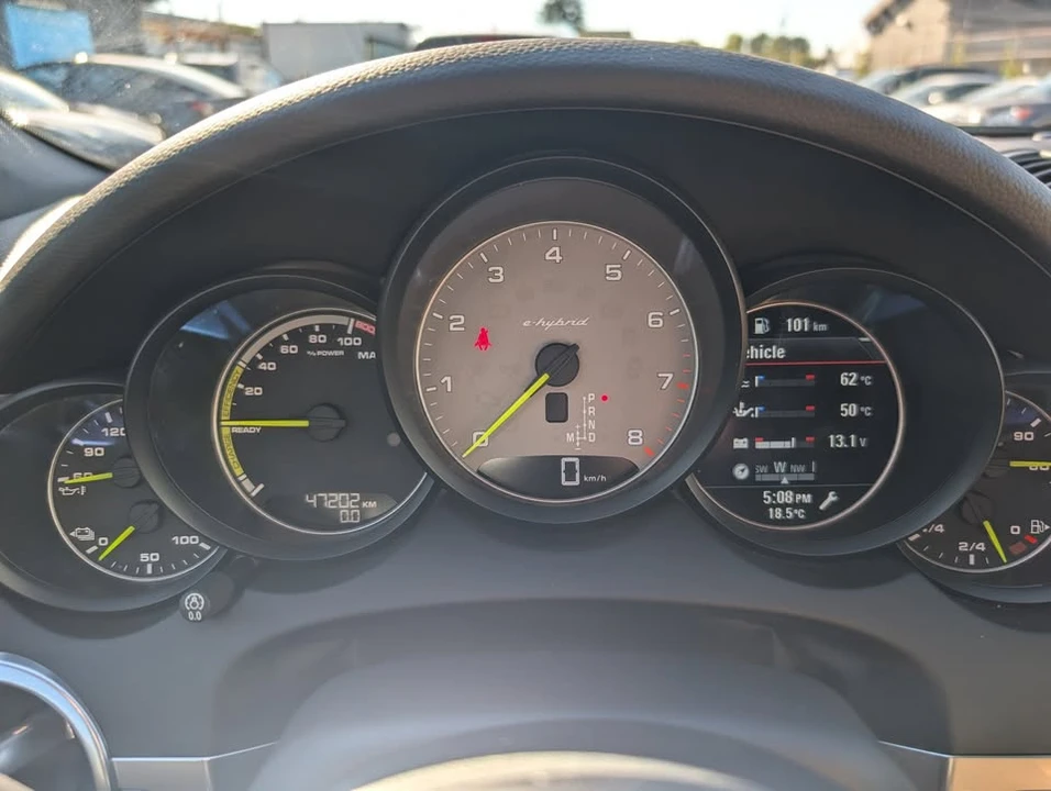 2018 Porsche Cayenne - Image 15 of 20