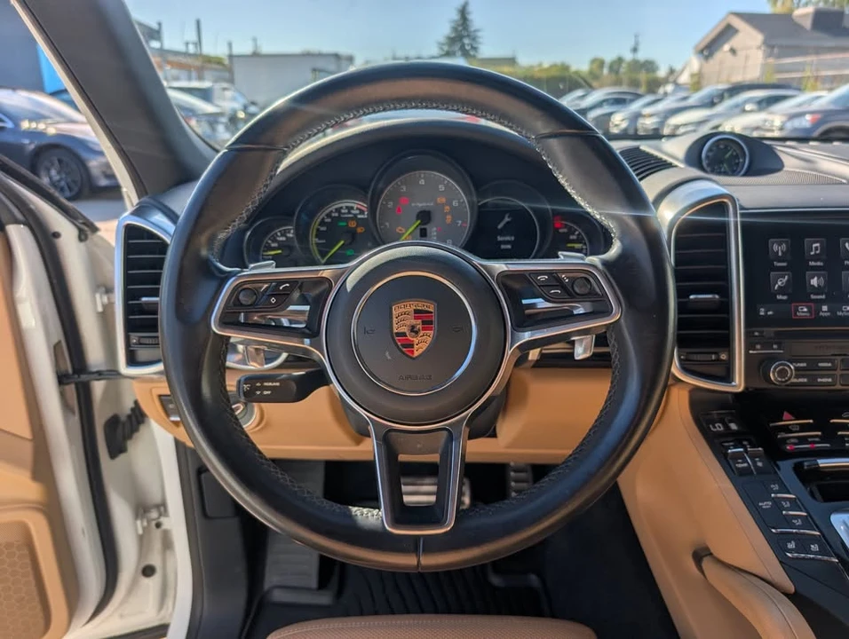2018 Porsche Cayenne - Image 8 of 20