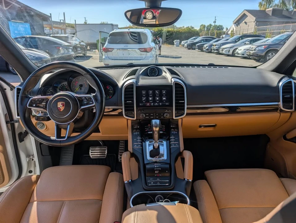 2018 Porsche Cayenne - Image 7 of 20