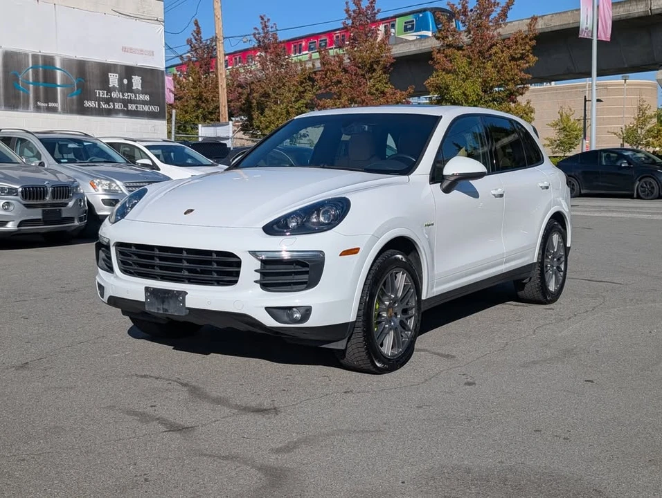 2018 Porsche Cayenne - Image 2 of 20