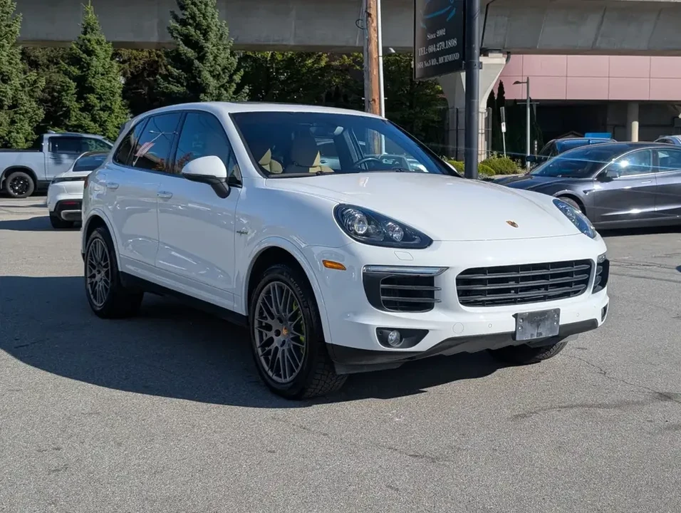 2018 Porsche 958 Cayenne - Image 7 of 20
