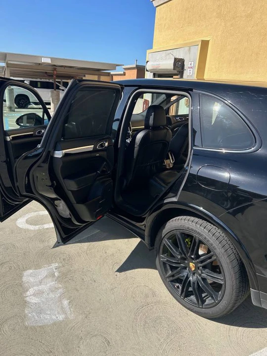 2018 Porsche 958 Cayenne - Image 16 of 24