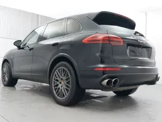 2018 Porsche 958 Cayenne S - Image 3 of 4