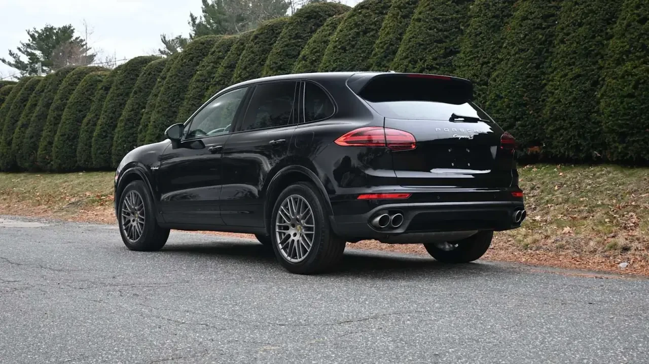 2018 Porsche 958 Cayenne S - Image 3 of 6