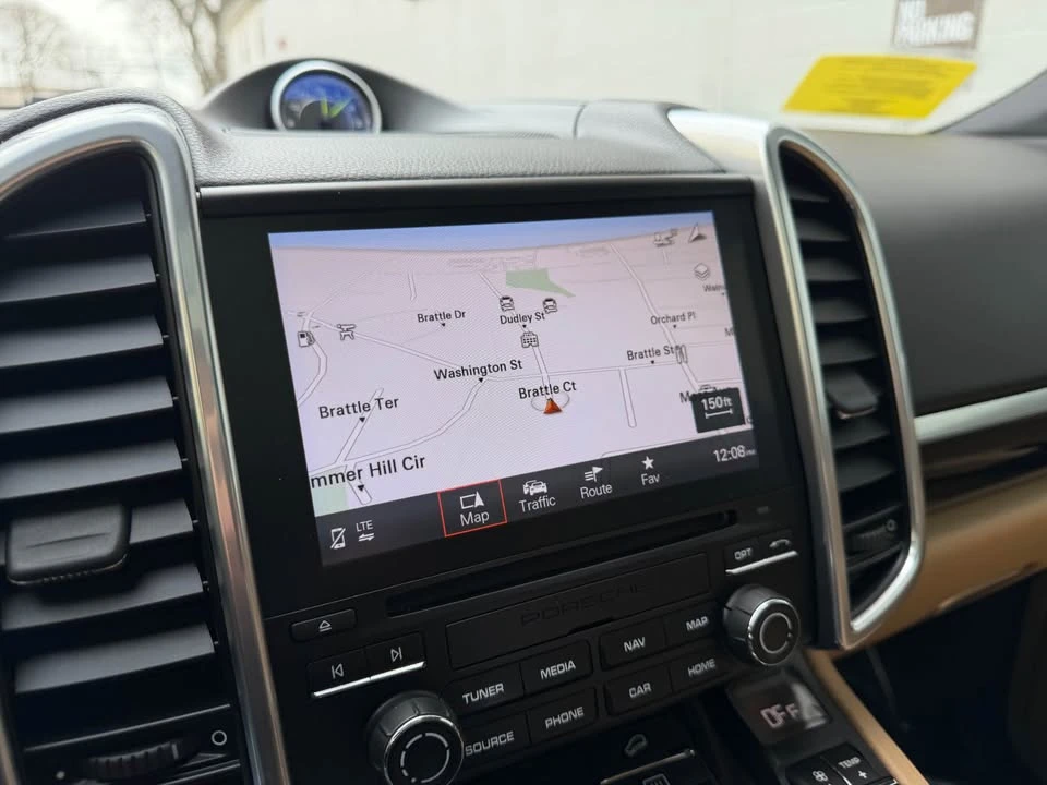 2018 Porsche 958 Cayenne S - Image 15 of 20