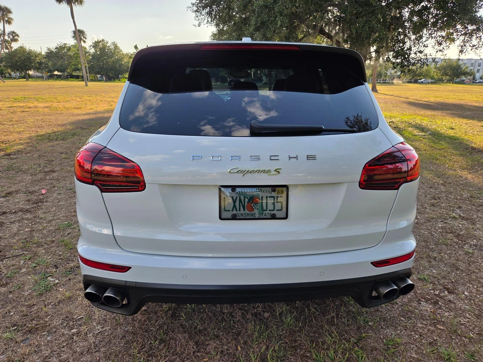 2018 Porsche 958 Cayenne S - Image 8 of 31