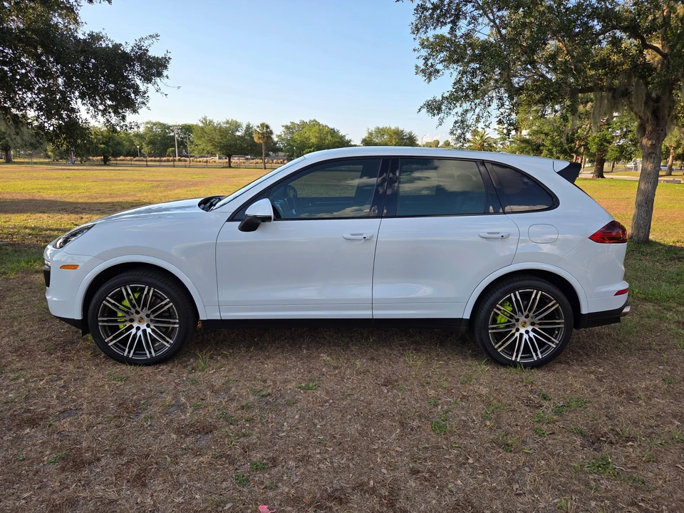 2018 Porsche 958 Cayenne S - Image 7 of 31
