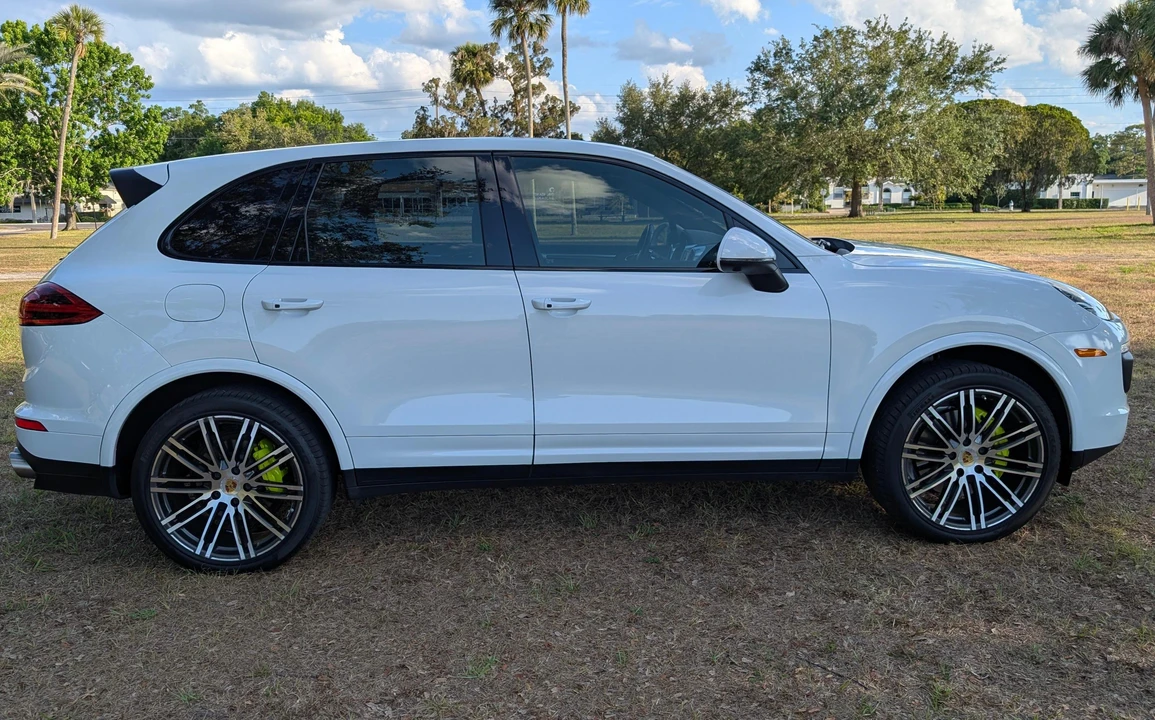 2018 Porsche 958 Cayenne S - Image 10 of 31