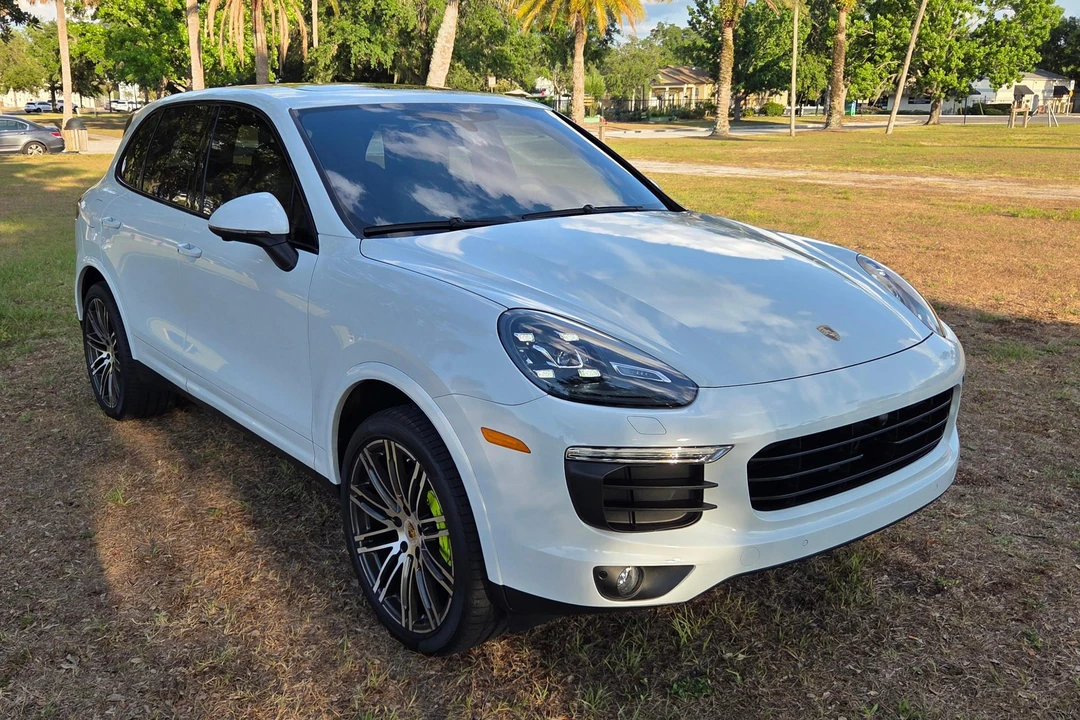 2018 Porsche 958 Cayenne S - Image 12 of 31