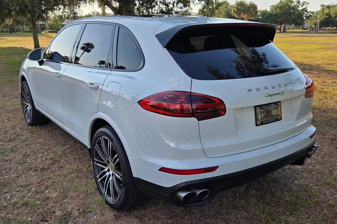 2018 Porsche 958 Cayenne S - Image 4 of 31