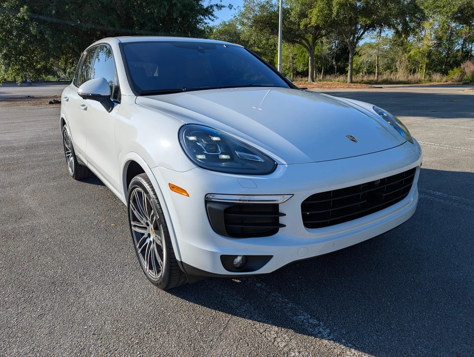2018 Porsche 958 Cayenne S - Image 13 of 31