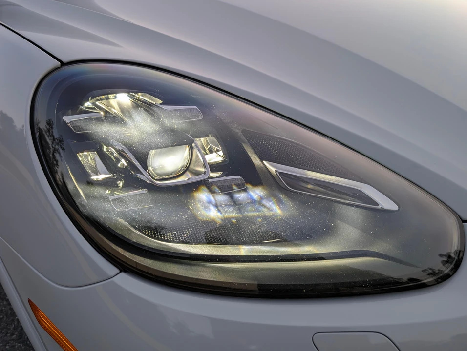 2018 Porsche 958 Cayenne S - Image 17 of 31