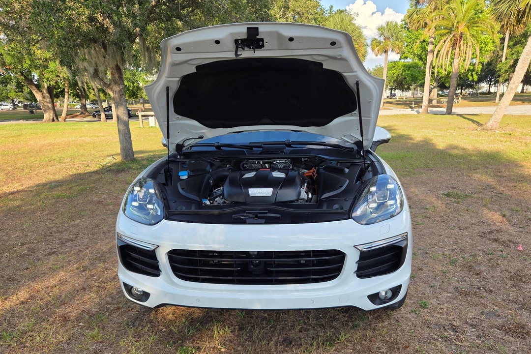 2018 Porsche 958 Cayenne S - Image 14 of 31