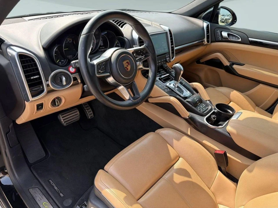 2018 Porsche 958 Cayenne - Image 4 of 5