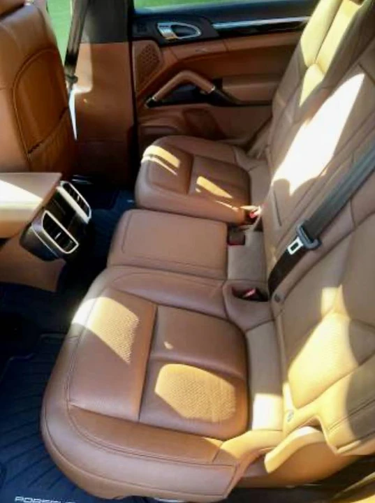 2018 Porsche Cayenne - Image 9 of 24