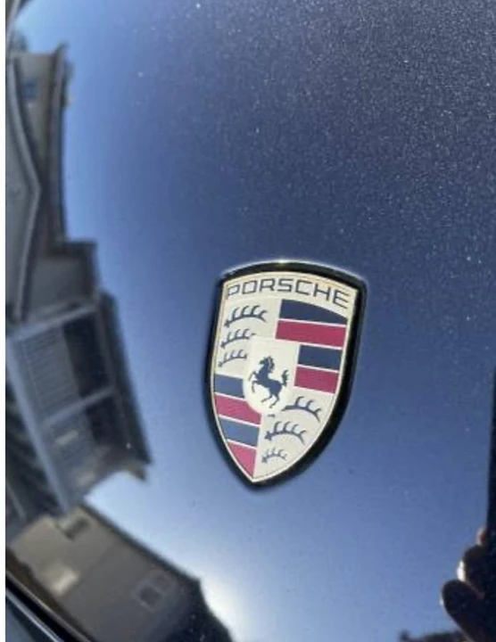 2018 Porsche Cayenne - Image 18 of 24