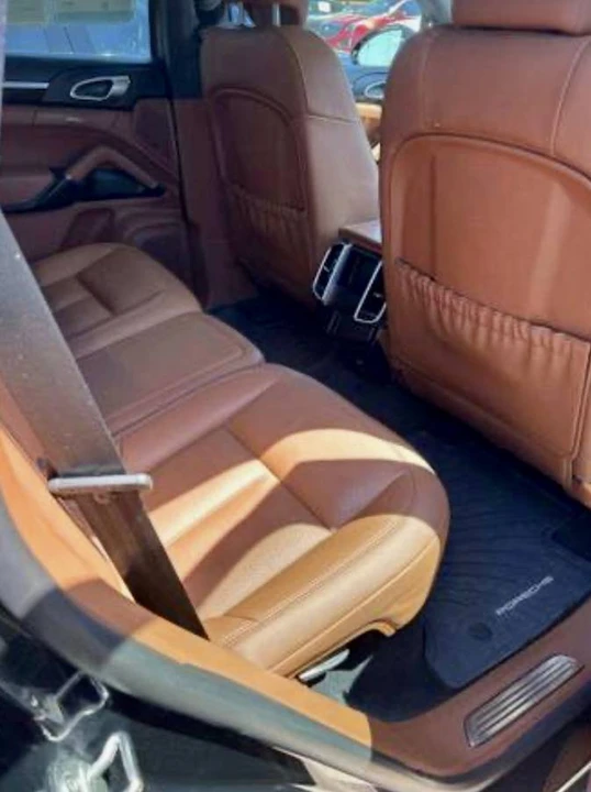 2018 Porsche Cayenne - Image 7 of 18