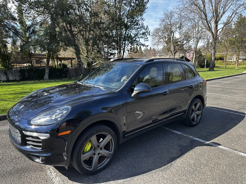 2018 Porsche 958 Cayenne S - Image 4 of 31