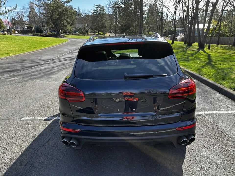 2018 Porsche 958 Cayenne S - Image 9 of 31